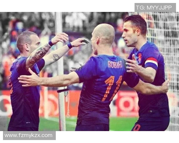 荷兰足球界父子双星的传奇故事与辉煌成就揭秘