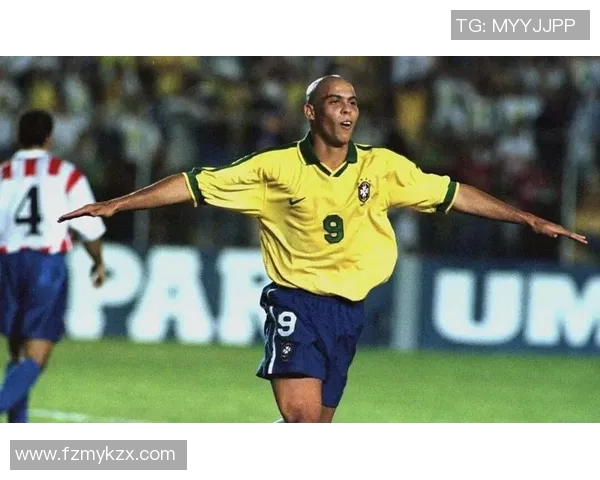 退役足球明星的传奇故事与精彩瞬间全记录