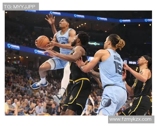 2016年勇士与灰熊激战回顾：一场篮球盛宴的精彩瞬间与战术解析